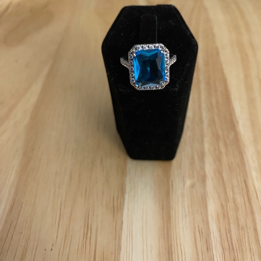 BRIDAL WEDDING ENGAGEMENT RING size 6